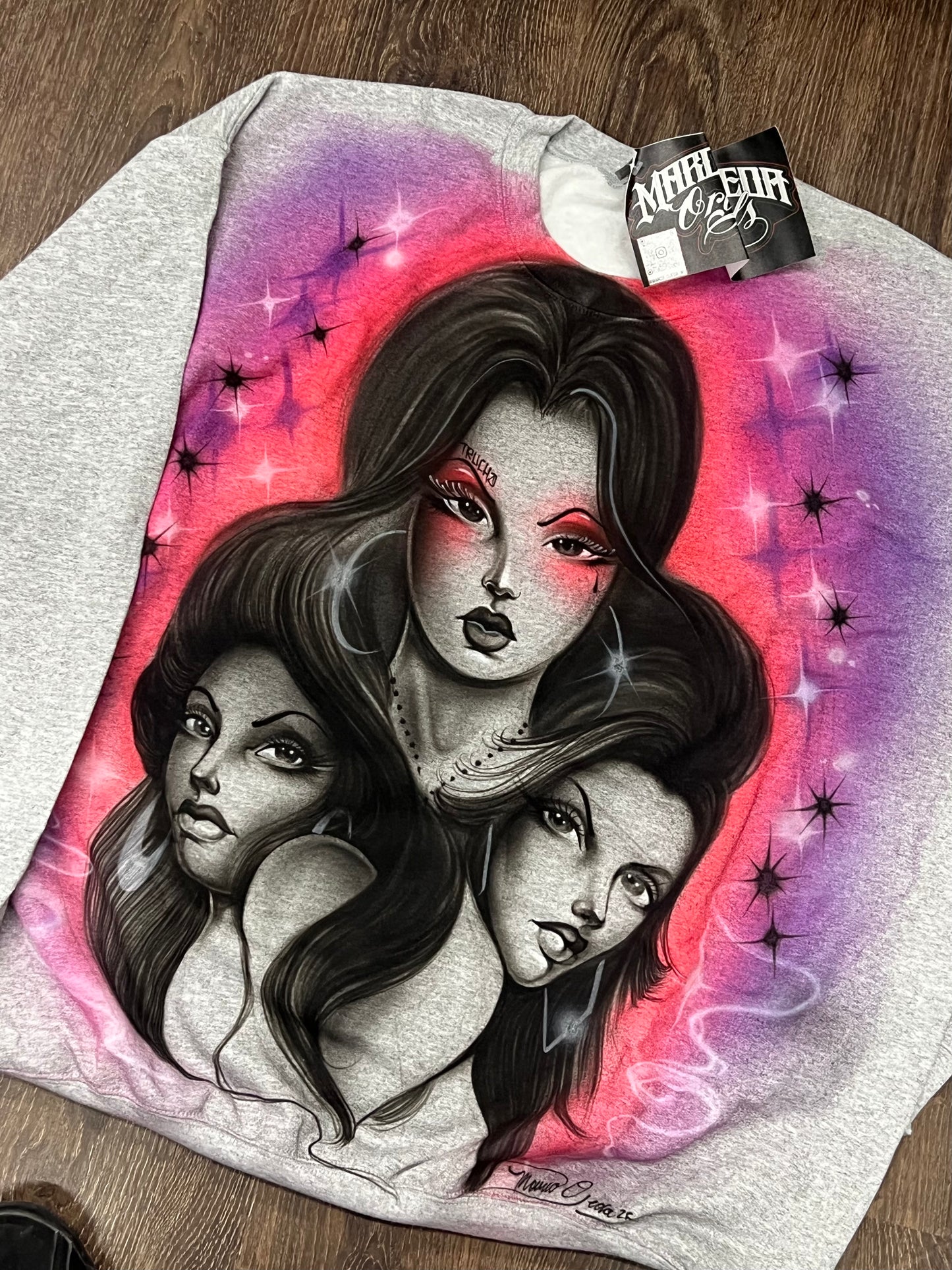 Hynas  Flea Market Crewneck